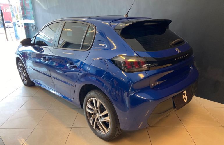 Peugeot 208 1.6 16V Flex Griffe At6 - Foto #3