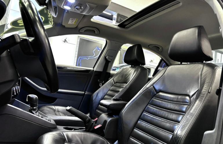 Volkswagen Jetta 2.0 TSi Highline 211cv - Foto #9