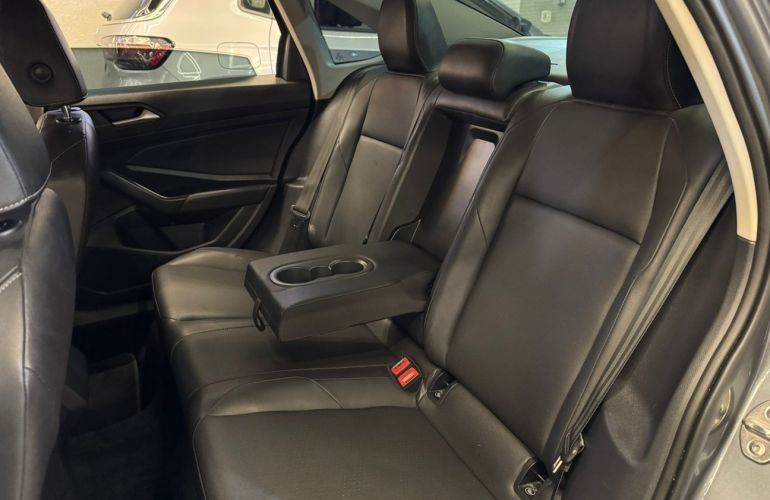 Volkswagen Jetta 1.4 250 TSi Total Comfortline - Foto #8