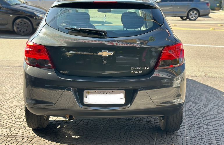 Chevrolet Onix 1.4 MPFi LTZ 8v - Foto #3