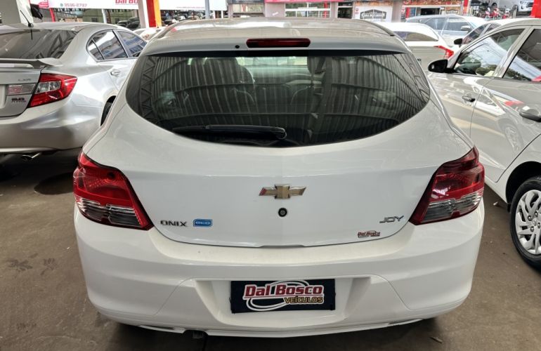 Chevrolet Onix 1.0 Joy SPE/4 - Foto #7