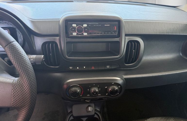 Fiat Mobi 1.0 8V Evo Like - Foto #9