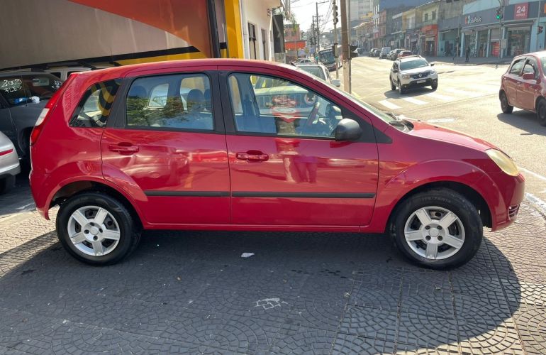 Ford Fiesta 1.0 MPi 8v - Foto #4