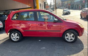 Ford Fiesta 1.0 MPi 8v - Foto #4