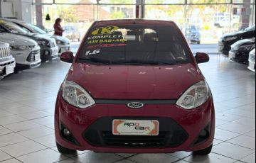 Ford Fiesta 1.6 MPi Hatch 8v - Foto #2