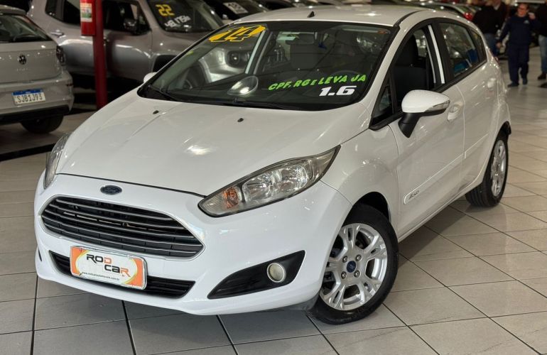 Ford Fiesta 1.5 SE Hatch 16v - Foto #3