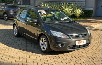 Ford Focus 1.6 GL 16v - Foto #3
