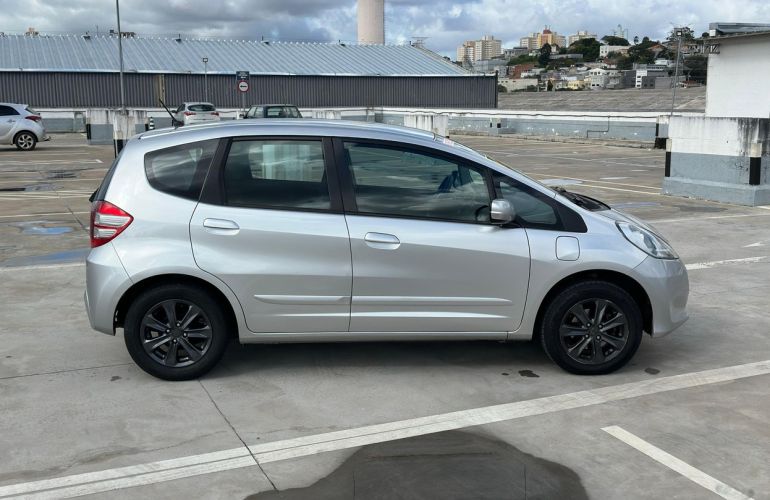 Honda Fit 1.4 LX 16v - Foto #4