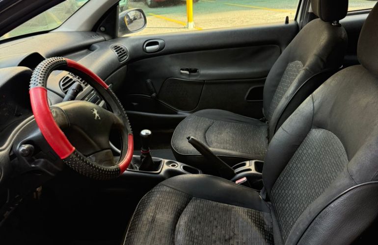 Peugeot 206 Hatch. Sensation 1.4 8V (flex) 2p - Foto #6