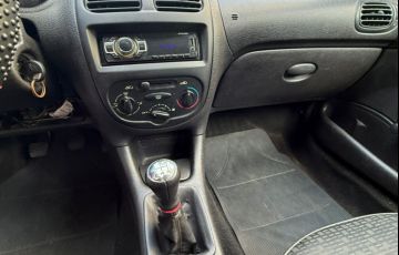 Peugeot 206 Hatch. Sensation 1.4 8V (flex) 2p - Foto #10