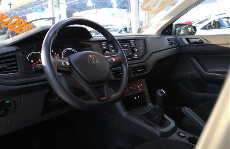 Volkswagen Polo 1.0 MPi Track - Foto #3