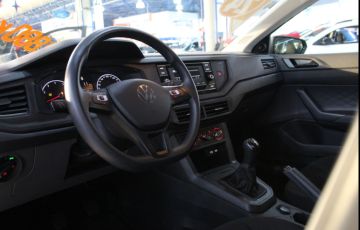 Volkswagen Polo 1.0 MPi Track - Foto #3