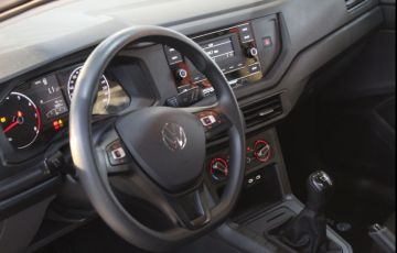 Volkswagen Polo 1.0 MPi Track - Foto #4