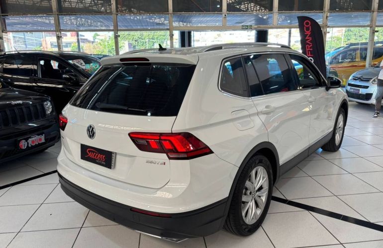 Volkswagen Tiguan 1.4 250 TSi Total Allspace Comfortline - Foto #2