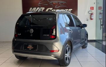 Volkswagen Up 1.0 170 TSi Total Xtreme - Foto #4