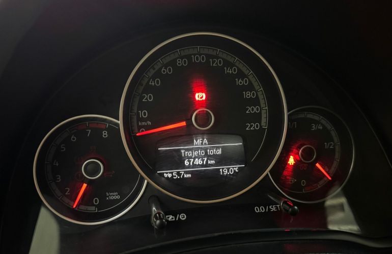 Volkswagen Up 1.0 170 TSi Total Xtreme - Foto #5