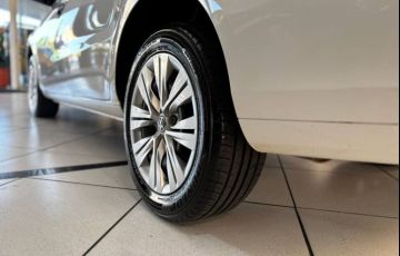 Volkswagen Voyage 1.0 12v MPi Total - Foto #8
