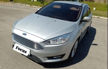 Ford Focus Sedan Titanium Plus 2.0 PowerShift - Foto #4