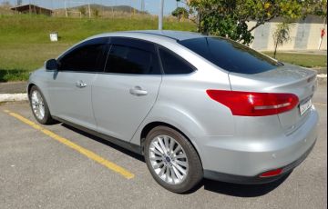 Ford Focus Sedan Titanium Plus 2.0 PowerShift - Foto #5