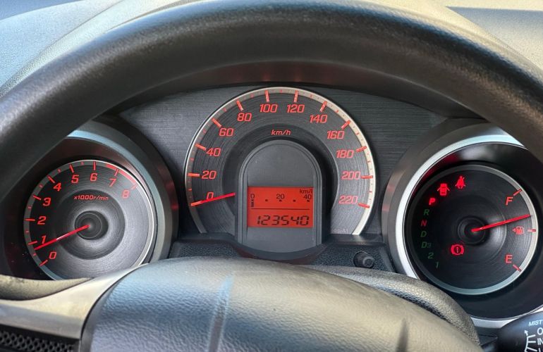 Honda Fit 1.5 LX 16v - Foto #9