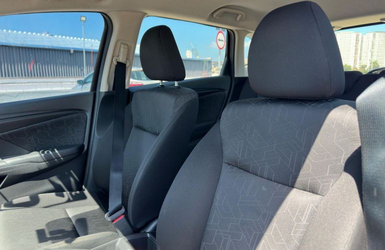 Honda Fit 1.5 LX 16v - Foto #5