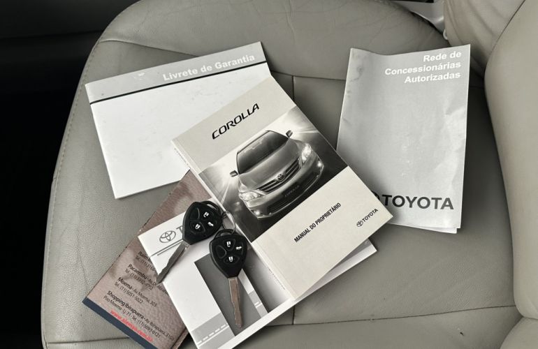 Toyota Corolla 2.0 GLi - Foto #7