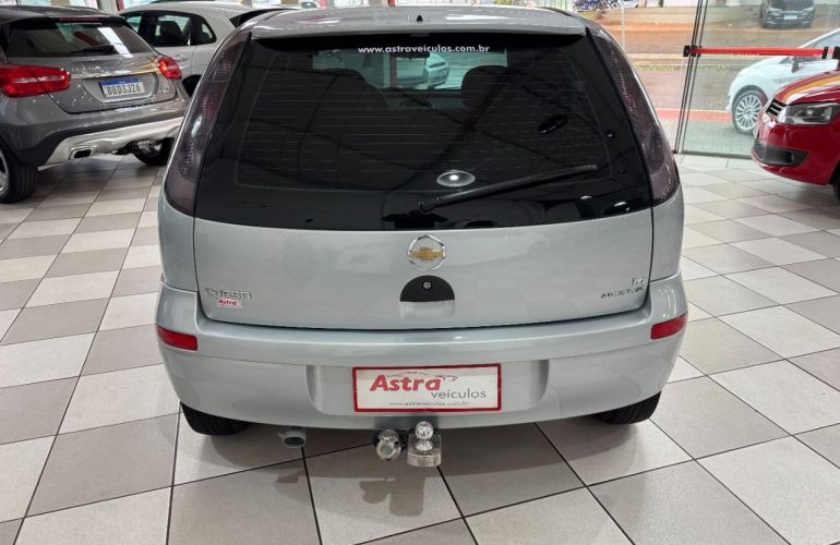 Chevrolet Corsa Hatch Maxx 1.4 (Flex) - Foto #6