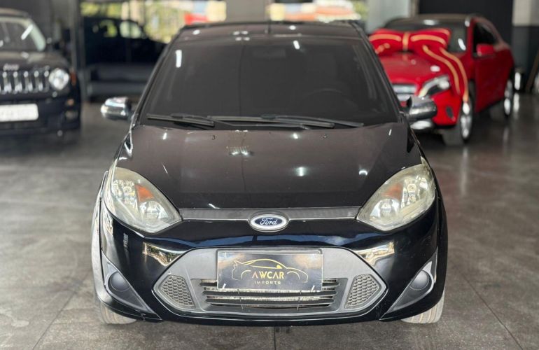 Ford Fiesta Sedan 1.0 - Foto #5