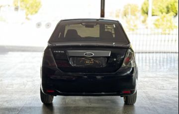 Ford Fiesta Sedan 1.0 - Foto #6