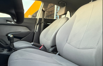 Hyundai HB20S 1.6 Comfort Style - Foto #5