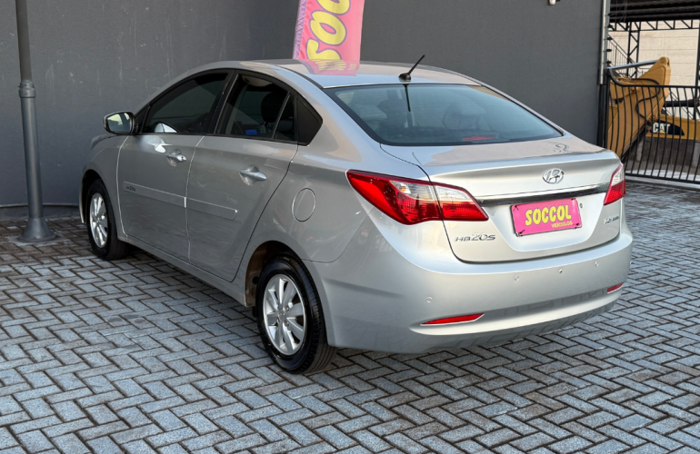 Hyundai HB20S 1.6 Comfort Style - Foto #9