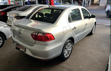 Volkswagen Voyage 1.0 MPI (Flex) - Foto #5