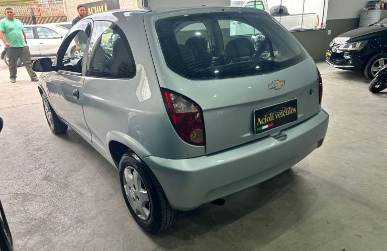 Chevrolet Celta 1.0 MPFi Life 8V Flex 2p Manual - Foto #2