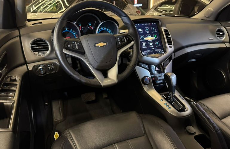 Chevrolet Cruze 1.8 LT 16V Sedan - Foto #7