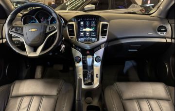 Chevrolet Cruze 1.8 LT 16V Sedan - Foto #8
