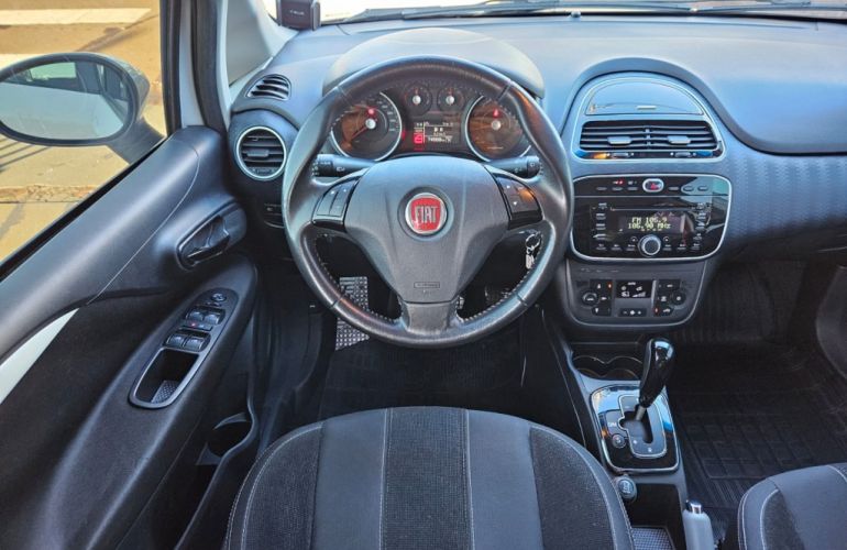 Fiat Punto Sporting 1.8 16V Dualogic (Flex) - Foto #8
