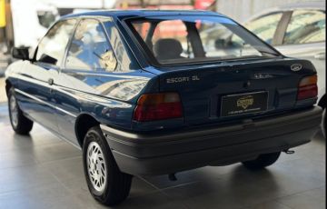 Ford Escort 1.6 GL 8v - Foto #4