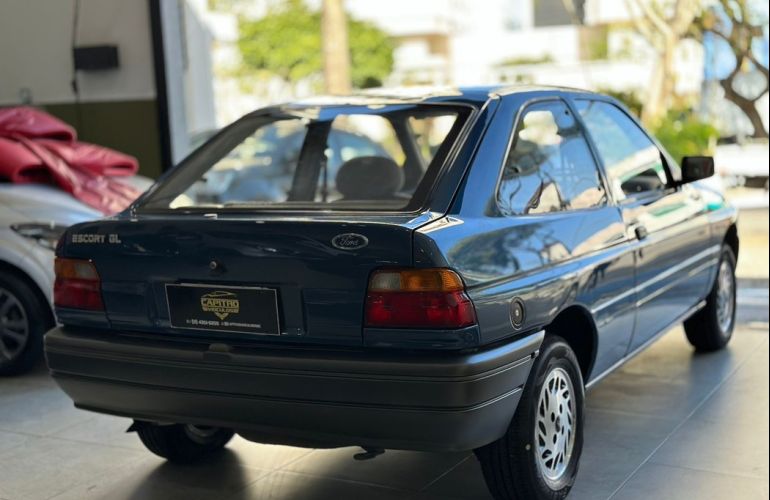 Ford Escort 1.6 GL 8v - Foto #6