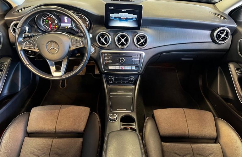Mercedes-Benz Gla 200 1.6 Cgi Style 7g-dct - Foto #6