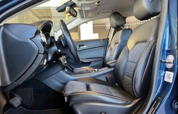Mercedes-Benz Gla 200 1.6 Cgi Style 7g-dct - Foto #8