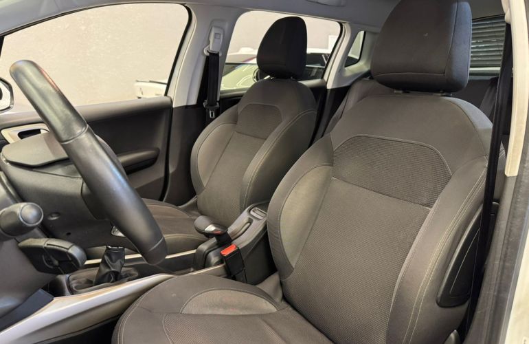 Peugeot 2008 1.6 16V Allure - Foto #10