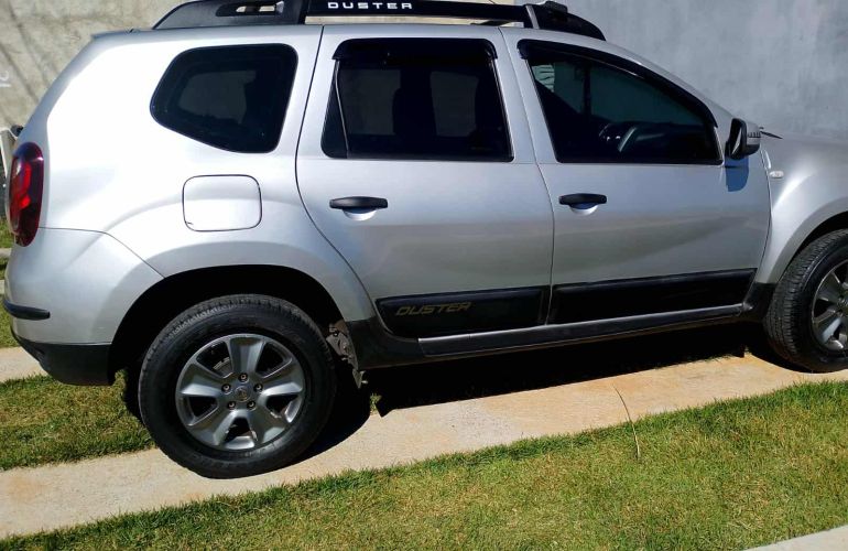Renault Duster 1.6 Authentique CVT - Foto #6
