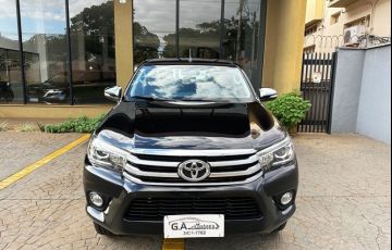 Toyota Hilux 2.8 Srx 4x4 CD 16v - Foto #2