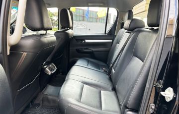 Toyota Hilux 2.8 Srx 4x4 CD 16v - Foto #5
