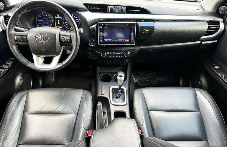 Toyota Hilux 2.8 Srx 4x4 CD 16v - Foto #6