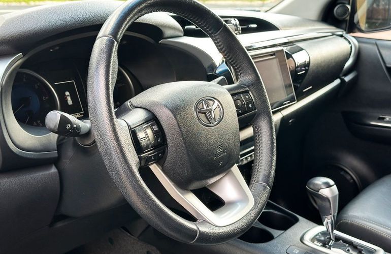 Toyota Hilux 2.8 Srx 4x4 CD 16v - Foto #7