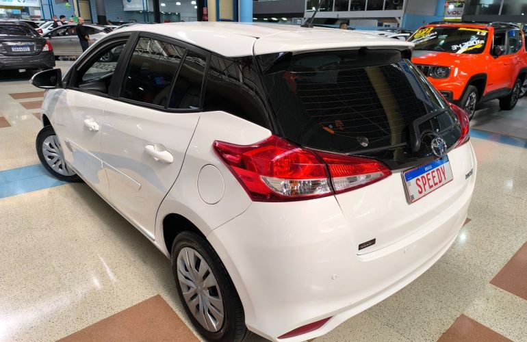 Toyota Yaris 1.3 16V Xl Live - Foto #6