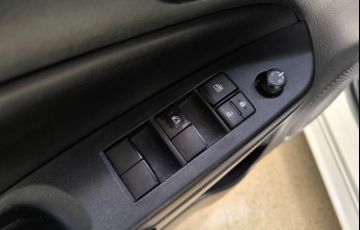Toyota Yaris 1.3 16V Xl Live - Foto #10