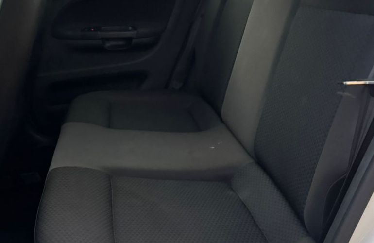 Volkswagen Voyage 1.6 Msi Total - Foto #9