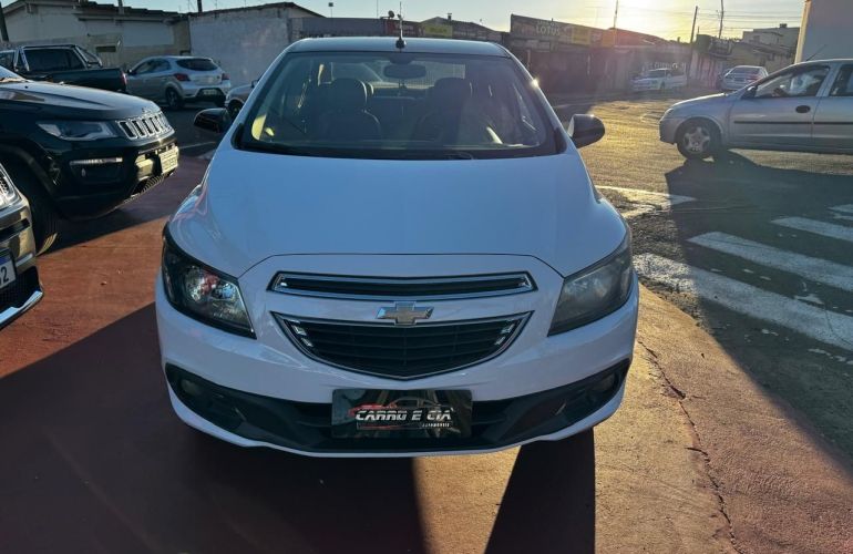Chevrolet Prisma 1.0 MPFi Advantage 8v - Foto #2